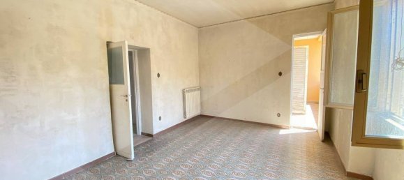 3 bedrooms Apartment in Pozzuoli, Italy No. 34301 9