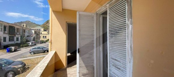 3 bedrooms Apartment in Pozzuoli, Italy No. 34301 8