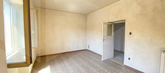 3 bedrooms Apartment in Pozzuoli, Italy No. 34301 12