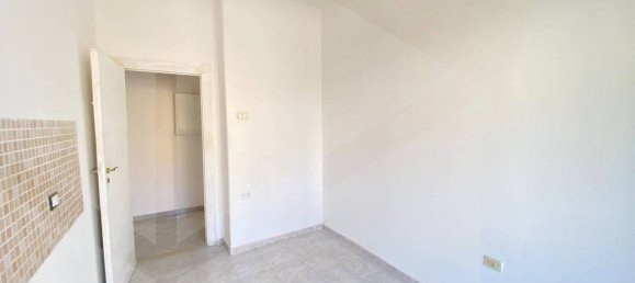 3 bedrooms Apartment in Pozzuoli, Italy No. 34301 20
