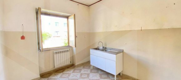 3 bedrooms Apartment in Pozzuoli, Italy No. 34301 28