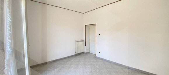 3 bedrooms Apartment in Pozzuoli, Italy No. 34301 5