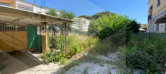 3 bedrooms Apartment in Pozzuoli, Italy No. 34301 11
