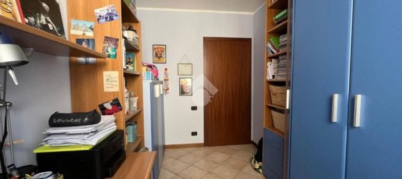 Apartamento T4 em Mantua, Italy N.º 381839 9