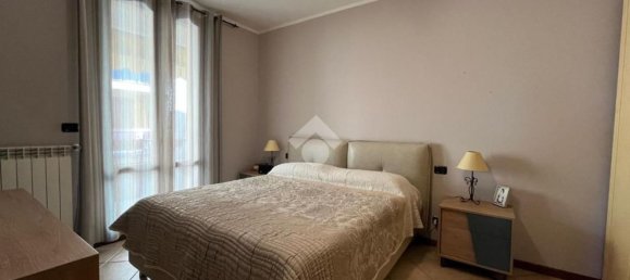 Apartamento T4 em Mantua, Italy N.º 381839 2