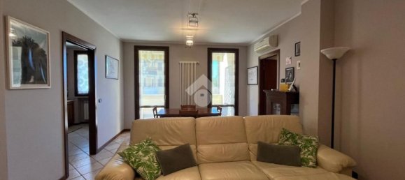 4 Schlafzimmer Wohnung in Mantua, Italy, Nr. 381839 21