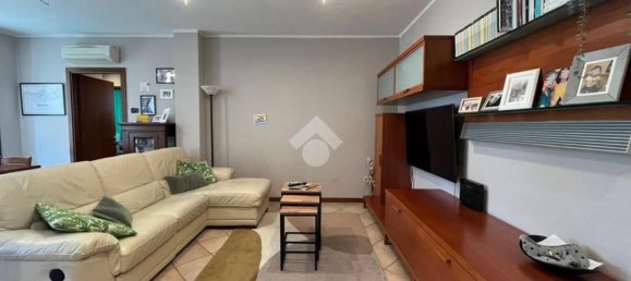 4 Schlafzimmer Wohnung in Mantua, Italy, Nr. 381839 33