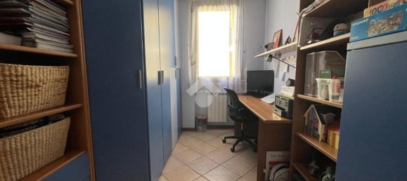 Apartamento T4 em Mantua, Italy N.º 381839 6