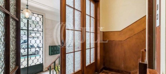 1520m² Building in Lisbon, Portugal No. 60154 7