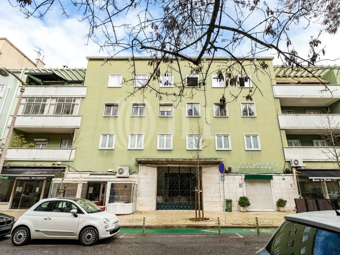 1520m² Building in Lisbon, Portugal No. 60154