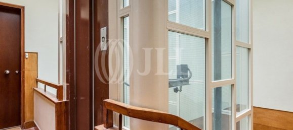 1520m² Building in Lisbon, Portugal No. 60154 13