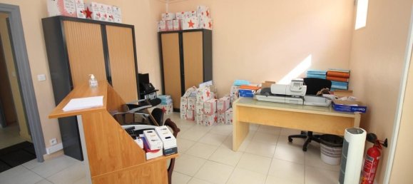 Дом с 2 спальнями в Сен-э-Марн, Франция № 180601 9