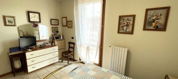3 rooms Apartment in Capriolo, Italy No. 258802 13
