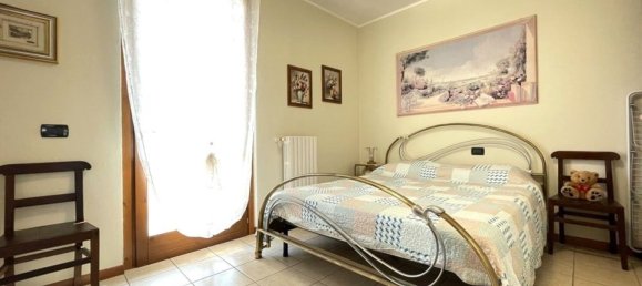 3 rooms Apartment in Capriolo, Italy No. 258802 11