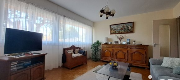 Квартира с 3 комнатами в Шартр, Франция № 42419 6