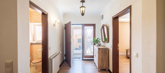 8 bedrooms Villa in Cascais, Portugal No. 234509 2