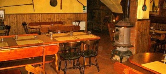 4 rooms Commercial property in Cesana Torinese, Italy No. 252900 7