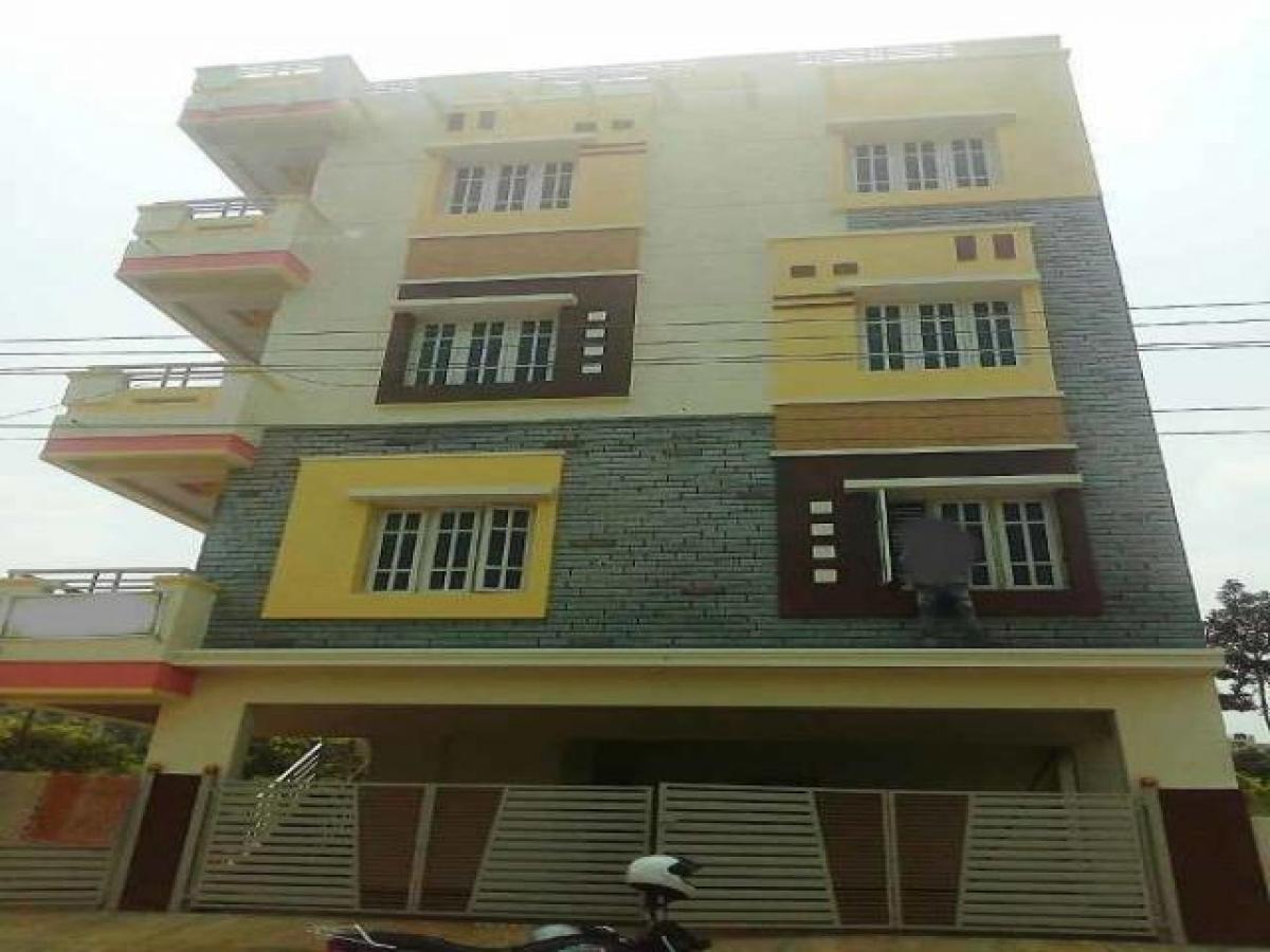 7 bedrooms House in Bangalore, India No. 12223