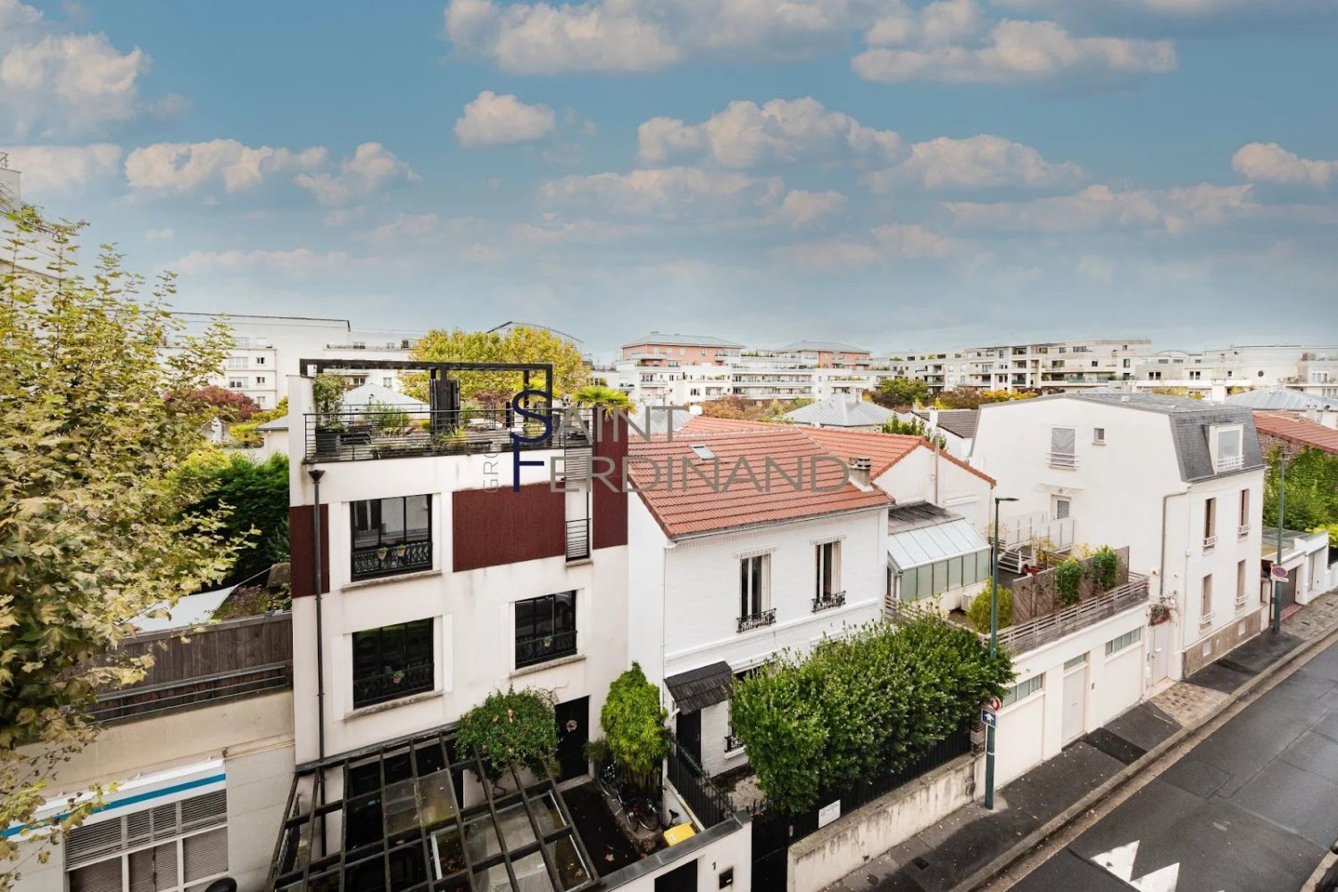 2غرفة شقة في Asnieres-sur-Seine, France رقم 115869