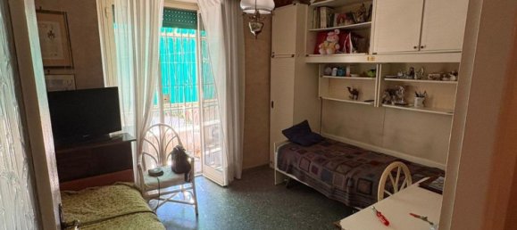 4 bedrooms Apartment in Rome, Italy No. 323552 11