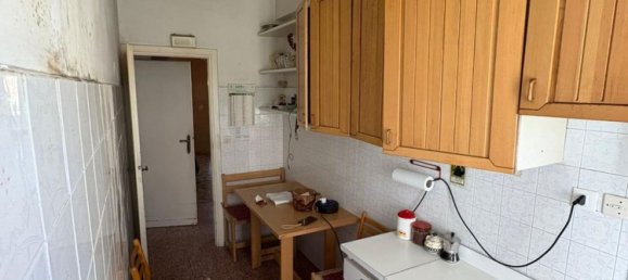 4 bedrooms Apartment in Rome, Italy No. 323552 4