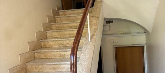 4 bedrooms Apartment in Rome, Italy No. 323552 14