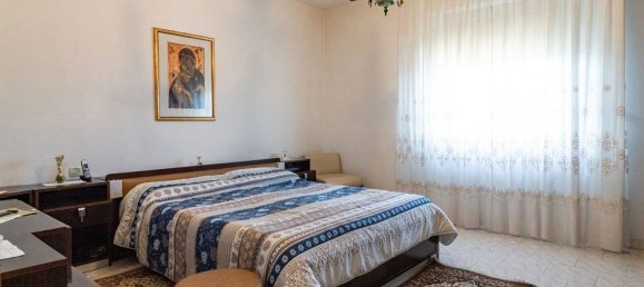 4 bedrooms Apartment in Rocca San Giovanni, Italy No. 277313 26