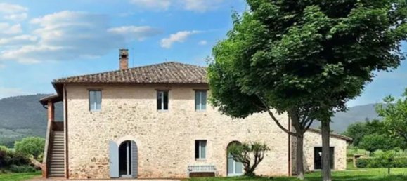 22-Zimmer Villa in Perugia, Italy, Nr. 49942 4