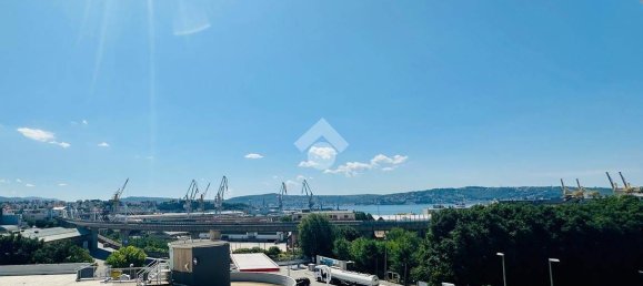 Apartamento de 2 dormitorios en Trieste, Italy No. 299163 2