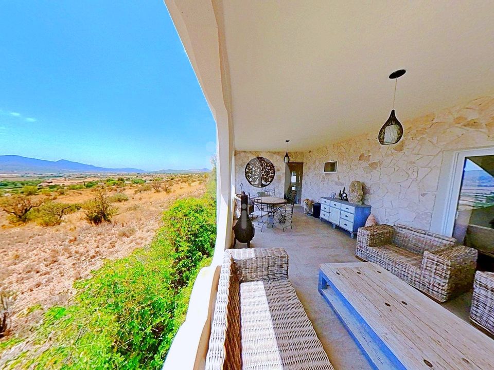 Вилла с 3 спальнями в Аликанте, Испания № 188304