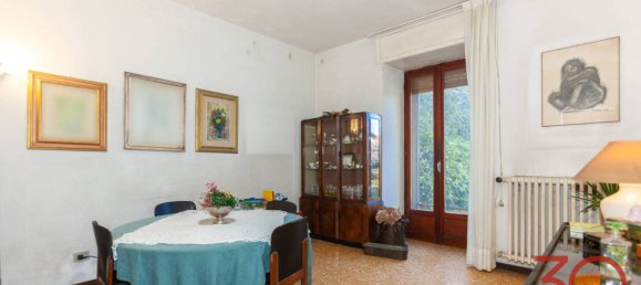 3 Schlafzimmer Villa in Orino, Italy, Nr. 69010 24