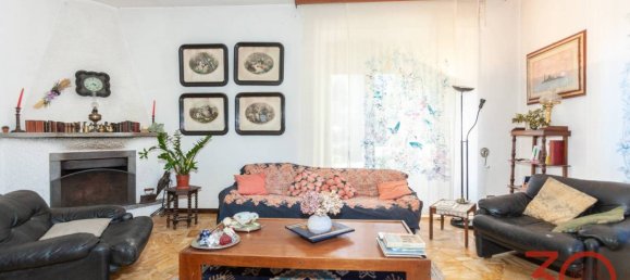 3 Schlafzimmer Villa in Orino, Italy, Nr. 69010 15
