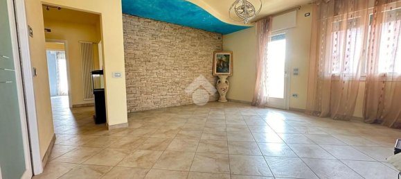 4 bedrooms Apartment in Villafranca Padovana, Italy No. 319358 2