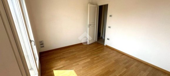 4 bedrooms Apartment in Villafranca Padovana, Italy No. 319358 8