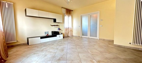 4 bedrooms Apartment in Villafranca Padovana, Italy No. 319358 4