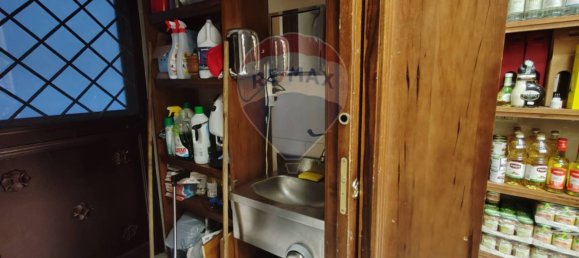 4-Zimmer Gewerbliche Immobilie in Naples, Italy, Nr. 337802 21