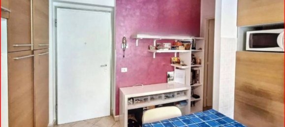 2 Schlafzimmer Wohnung in Vado Ligure, Italy, Nr. 319231 5