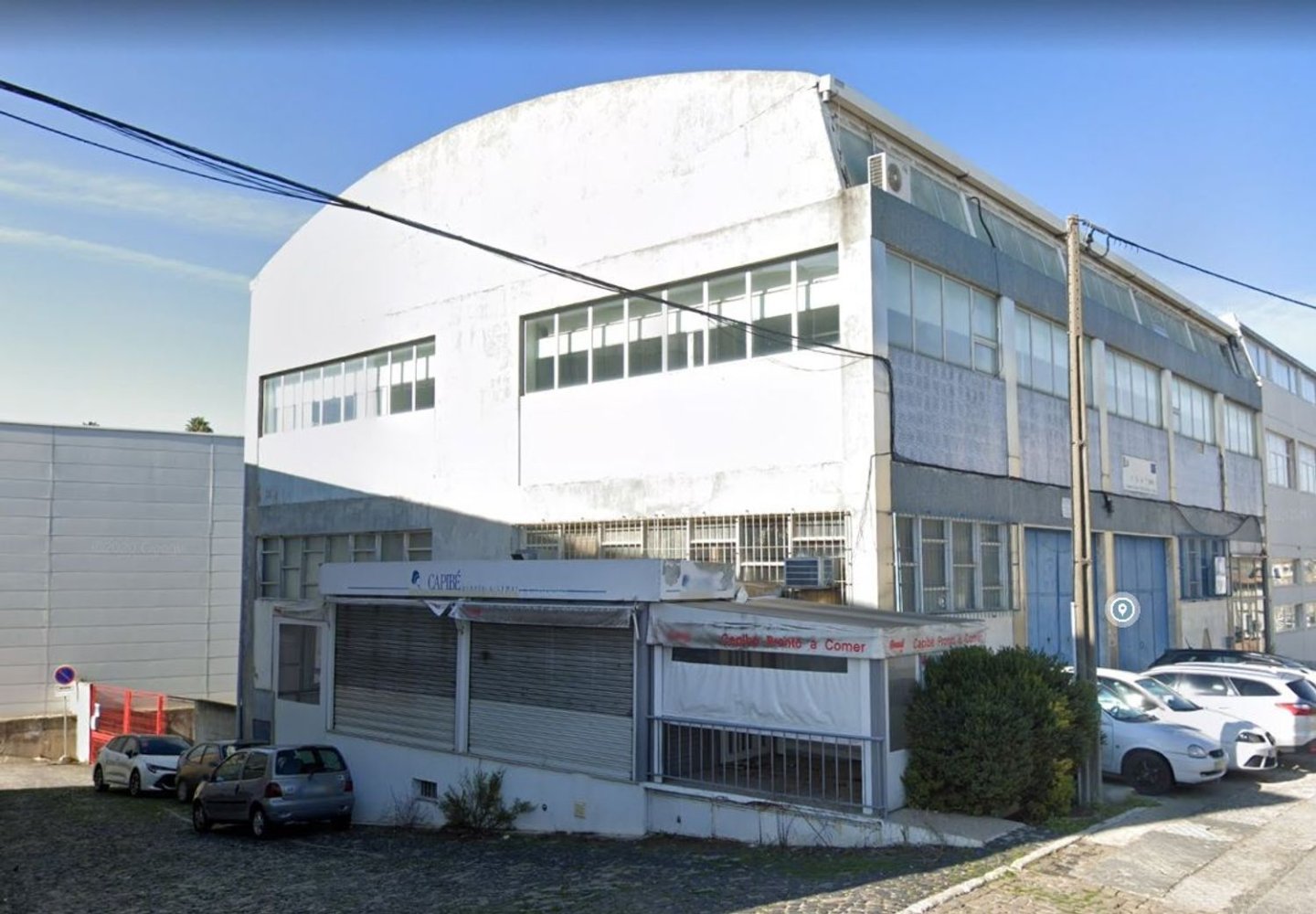 463m² Warehouse in Loures, Portugal No. 88275