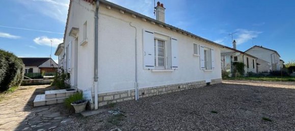 3 bedrooms House in Decize, France No. 363657 12