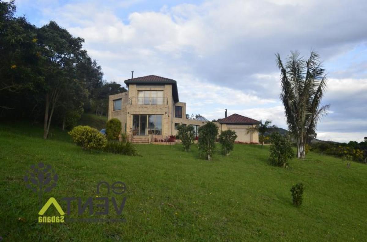 4 bedrooms House in Cundinamarca, Colombia No. 5407