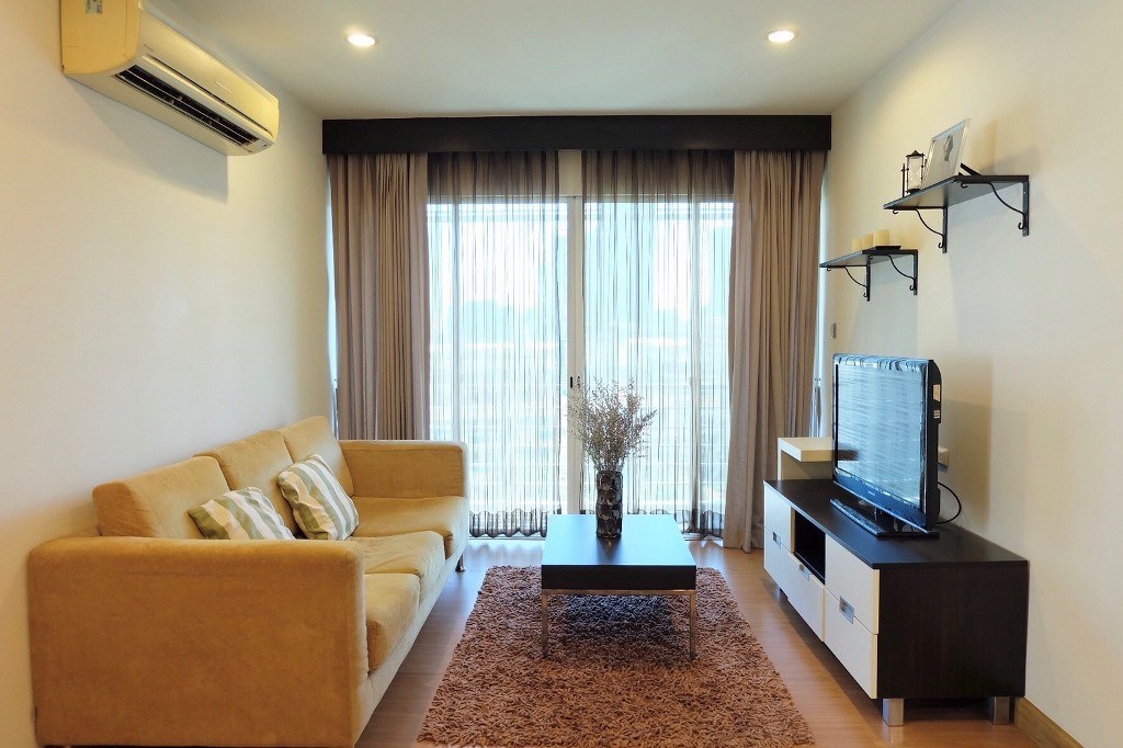 2 bedrooms Condo in Bangkok, Thailand No. 6522