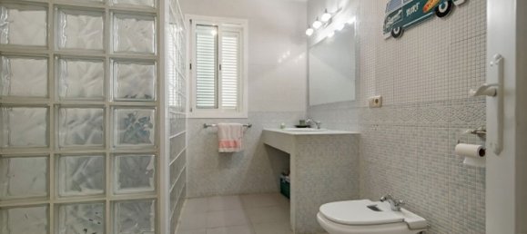 Villa de 5 dormitorios en Marbella, Spain No. 188459 7