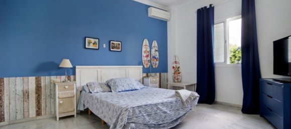 Villa de 5 dormitorios en Marbella, Spain No. 188459 6