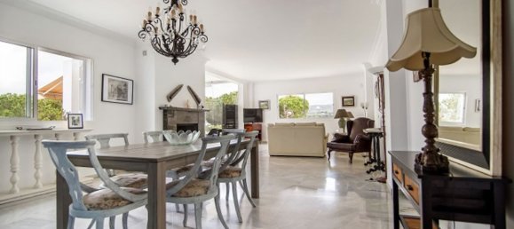 Villa de 5 dormitorios en Marbella, Spain No. 188459 13