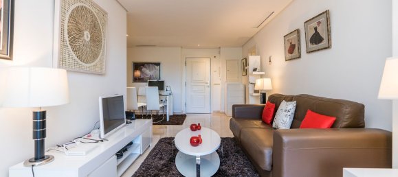 Apartamento de 1 dormitorio en Marbella, Spain No. 76927 2