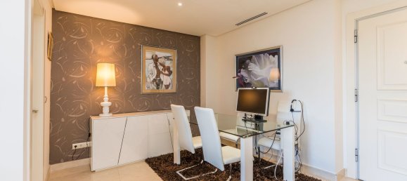 Apartamento de 1 dormitorio en Marbella, Spain No. 76927 4