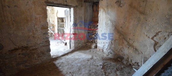 2 bedrooms House in Corigliano Rossano, Italy No. 78911 5