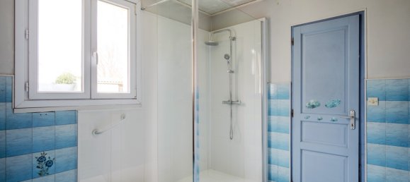 Villa de 2 dormitorios en Hebecourt, France No. 77482 8