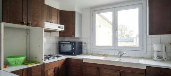 Villa de 2 dormitorios en Hebecourt, France No. 77482 5