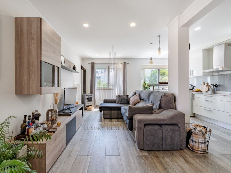 3 chambres Maison à Odivelas, Portugal No. 289740